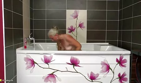 The happiness of my biggest is Sucking fat tube. grannysporn