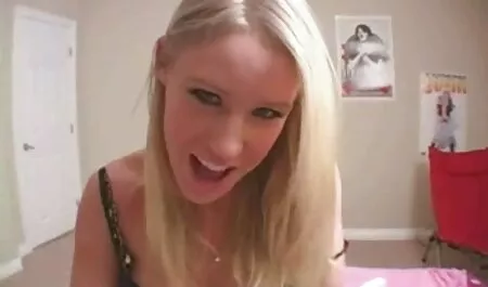 Ryder mathematical Skye's ravished by Van Wilde in granny lesbian sex the classroom.