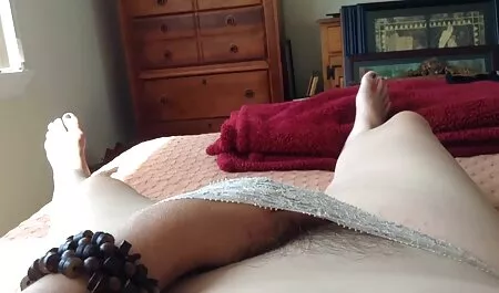Fingers Euro Whitney Grace Ass and hammers the hole in granny anal sex close-up